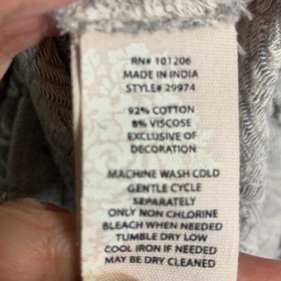 Soft Surroundings Gray Cream Clocking Out Tassel Tunic Top W-318 Size XS - Picture 7 of 8